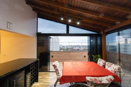 Apartamento à venda com 153m², 2 quartos e 1 vaga Apartamento à venda com 153m², 2 quartos e 1 vagaCobertura