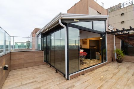 Apartamento à venda com 153m², 2 quartos e 1 vaga Apartamento à venda com 153m², 2 quartos e 1 vagaCobertura