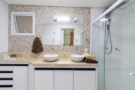 Apartamento à venda com 153m², 2 quartos e 1 vaga Apartamento à venda com 153m², 2 quartos e 1 vagaBanheiro