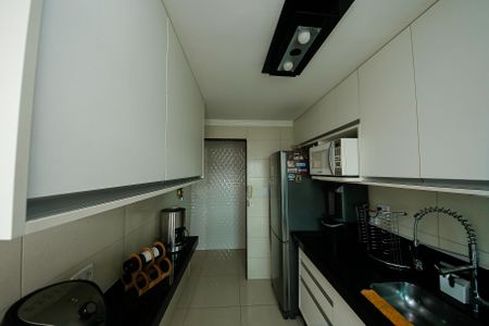 Apartamento à venda com 66m², 2 quartos e 1 vaga Apartamento à venda com 66m², 2 quartos e 1 vagaCozinha