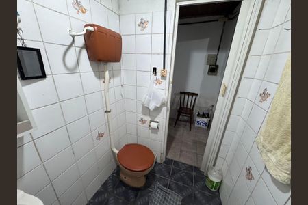 Casa à venda com 80m², 2 quartos e 1 vaga Casa à venda com 80m², 2 quartos e 1 vagaBanheiro