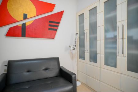 Apartamento à venda com 103m², 3 quartos e 2 vagas Apartamento à venda com 103m², 3 quartos e 2 vagasEscritório