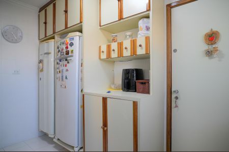 Apartamento à venda com 103m², 3 quartos e 2 vagas Apartamento à venda com 103m², 3 quartos e 2 vagasCozinha