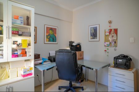 Apartamento à venda com 103m², 3 quartos e 2 vagas Apartamento à venda com 103m², 3 quartos e 2 vagasEscritório