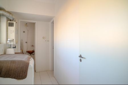 Apartamento à venda com 103m², 3 quartos e 2 vagas Apartamento à venda com 103m², 3 quartos e 2 vagasÁrea de Serviço