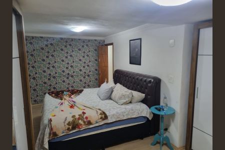 Casa à venda com 162m², 3 quartos e 4 vagas Casa à venda com 162m², 3 quartos e 4 vagasQuarto 1