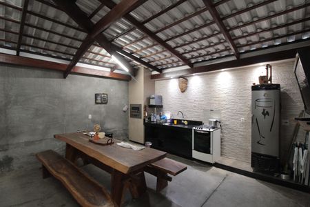 Casa à venda com 450m², 3 quartos e 10 vagasÁrea Gourmet