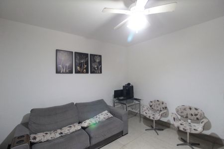 Casa à venda com 450m², 3 quartos e 10 vagasSala de TV