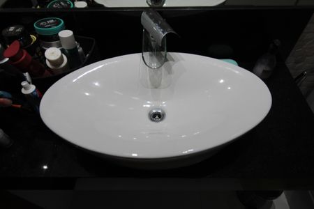 Casa à venda com 450m², 3 quartos e 10 vagasBanheiro Social 1