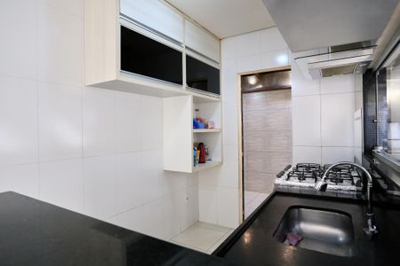 Casa à venda com 217m², 3 quartos e 2 vagas Casa à venda com 217m², 3 quartos e 2 vagasCozinha