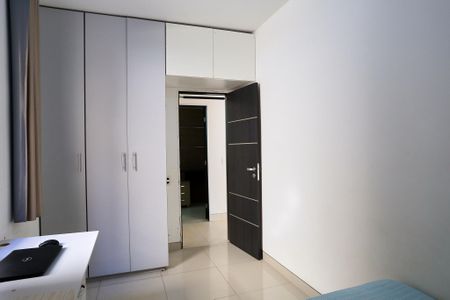 Casa à venda com 217m², 3 quartos e 2 vagas Casa à venda com 217m², 3 quartos e 2 vagasQuarto 3