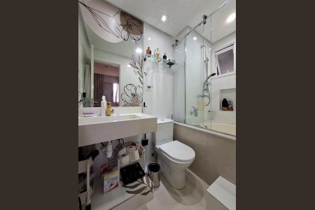 Apartamento à venda com 70m², 3 quartos e 1 vaga Apartamento à venda com 70m², 3 quartos e 1 vagaBanheiro Quarto 3