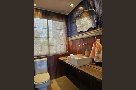 Apartamento à venda com 305m², 4 quartos e 2 vagasBanheiro 2