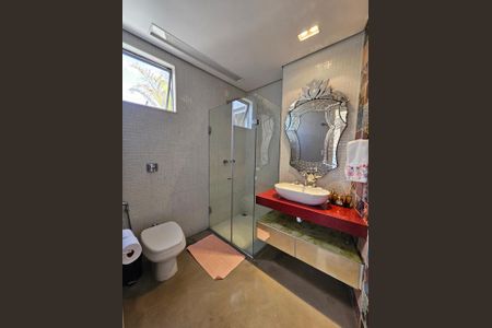 Apartamento à venda com 305m², 4 quartos e 2 vagasBanheiro 1