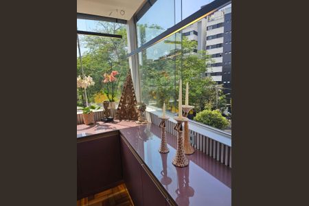 Apartamento à venda com 305m², 4 quartos e 2 vagasvaranda/Quarto 4