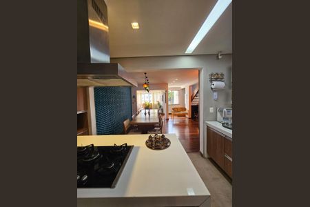 Apartamento à venda com 305m², 4 quartos e 2 vagasCozinha