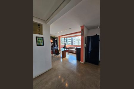 Apartamento à venda com 305m², 4 quartos e 2 vagasQuarto 4