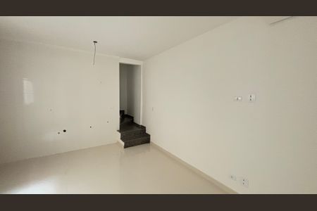 Apartamento à venda com 85m², 2 quartos e 1 vagaSala/Cozinha