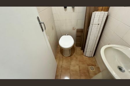 Apartamento à venda com 210m², 4 quartos e 2 vagasBanheiro de serviço