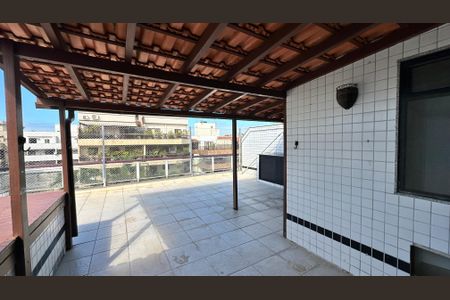 Apartamento à venda com 210m², 4 quartos e 2 vagasCobertura