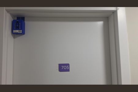 Apartamento à venda com 27m², 1 quarto e sem vaga Apartamento à venda com 27m², 1 quarto e sem vagaLockbox