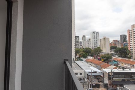 Apartamento à venda com 27m², 1 quarto e sem vaga Apartamento à venda com 27m², 1 quarto e sem vagaVaranda