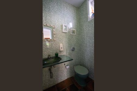 Casa à venda com 1500m², 3 quartos e 5 vagasLavabo