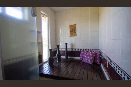 Casa à venda com 1500m², 3 quartos e 5 vagasBanheiro da Suíte 1