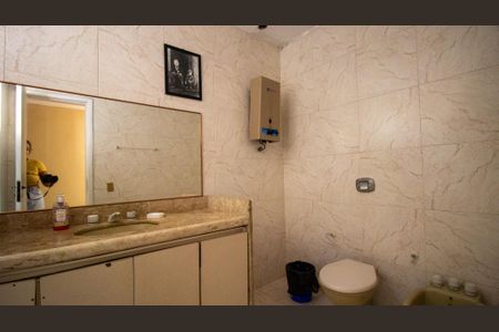 Casa à venda com 1500m², 3 quartos e 5 vagasBanheiro Social