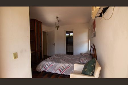 Casa à venda com 1500m², 3 quartos e 5 vagasSuíte 2