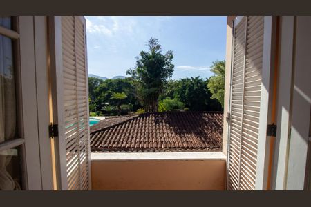 Casa à venda com 1500m², 3 quartos e 5 vagasSacada da Suíte 2