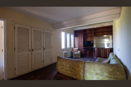 Casa à venda com 1500m², 3 quartos e 5 vagasSala 2