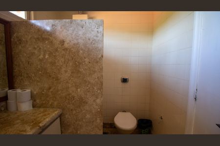 Casa à venda com 1500m², 3 quartos e 5 vagasBanheiro da Suíte 2