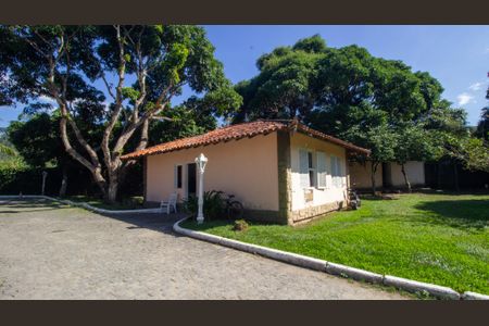 Casa à venda com 1500m², 3 quartos e 5 vagasEdícula