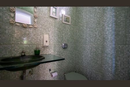 Casa à venda com 1500m², 3 quartos e 5 vagasLavabo