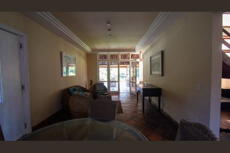 Casa à venda com 1500m², 3 quartos e 5 vagasSala