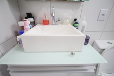 Apartamento à venda com 57m², 2 quartos e 1 vagaBanheiro