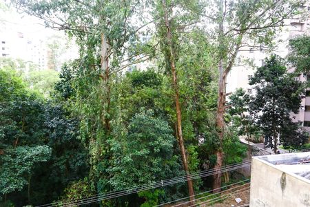 Apartamento à venda com 128m², 4 quartos e 4 vagas Apartamento à venda com 128m², 4 quartos e 4 vagasVista/Suite