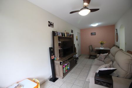 Apartamento à venda com 62m², 2 quartos e 1 vagaSala