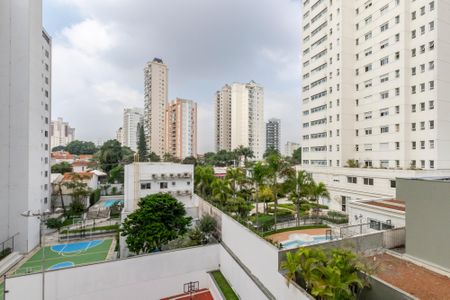Apartamento à venda com 200m², 3 quartos e 4 vagas Apartamento à venda com 200m², 3 quartos e 4 vagasVista da Suíte 3