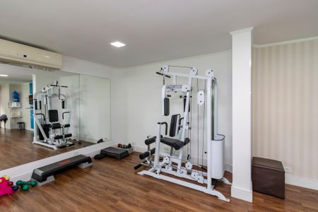 Apartamento à venda com 200m², 3 quartos e 4 vagas Apartamento à venda com 200m², 3 quartos e 4 vagasAcademia