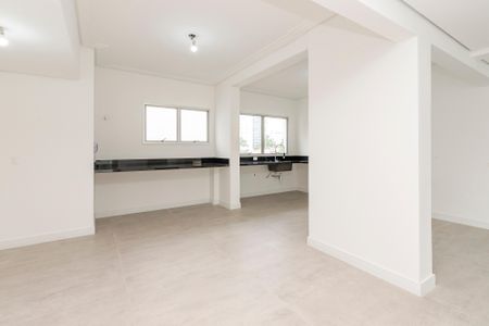 Apartamento à venda com 200m², 3 quartos e 4 vagas Apartamento à venda com 200m², 3 quartos e 4 vagasCozinha