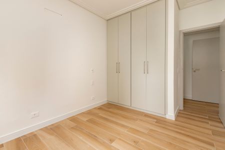 Apartamento à venda com 200m², 3 quartos e 4 vagas Apartamento à venda com 200m², 3 quartos e 4 vagasSuíte 2