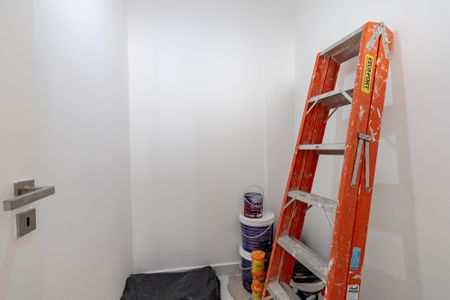 Apartamento à venda com 200m², 3 quartos e 4 vagas Apartamento à venda com 200m², 3 quartos e 4 vagasQuarto de Serviço