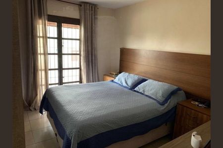 Casa à venda com 180m², 3 quartos e 4 vagas