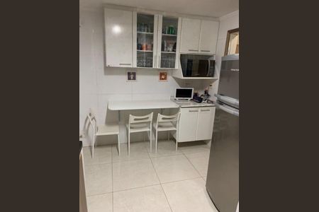 Casa à venda com 180m², 3 quartos e 4 vagas
