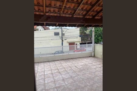 Casa à venda com 180m², 3 quartos e 4 vagas