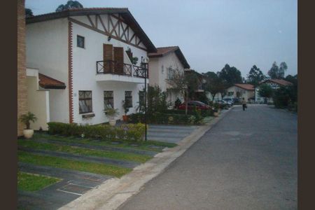 Casa à venda com 180m², 3 quartos e 4 vagas