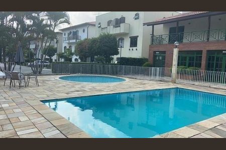Casa à venda com 180m², 3 quartos e 4 vagas