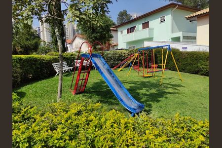 Casa à venda com 180m², 3 quartos e 4 vagas